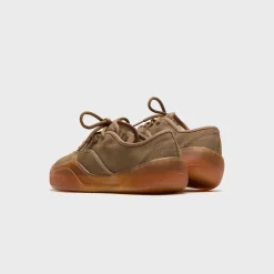 Camino Low Skate Sneakers