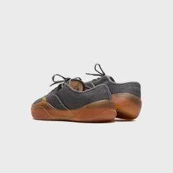 Camino Low Skate Sneakers