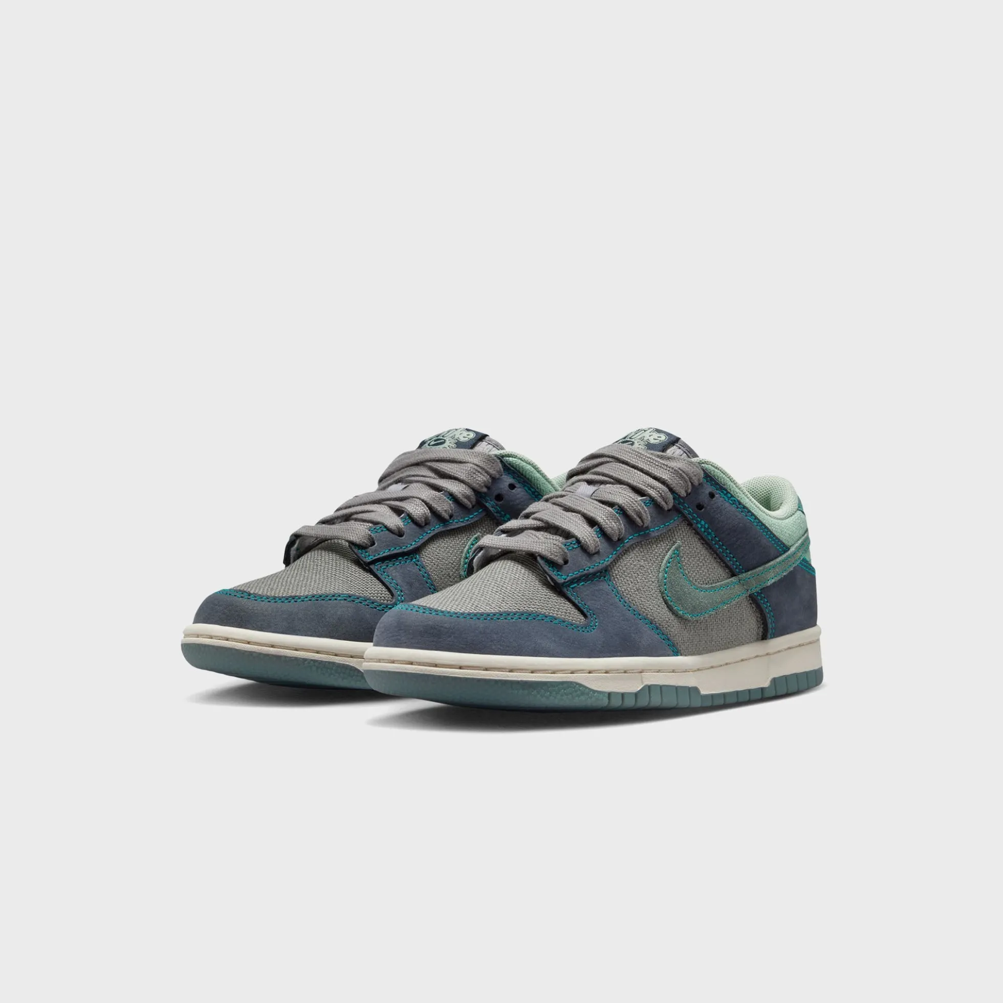 GS Dunk Low LV8 1