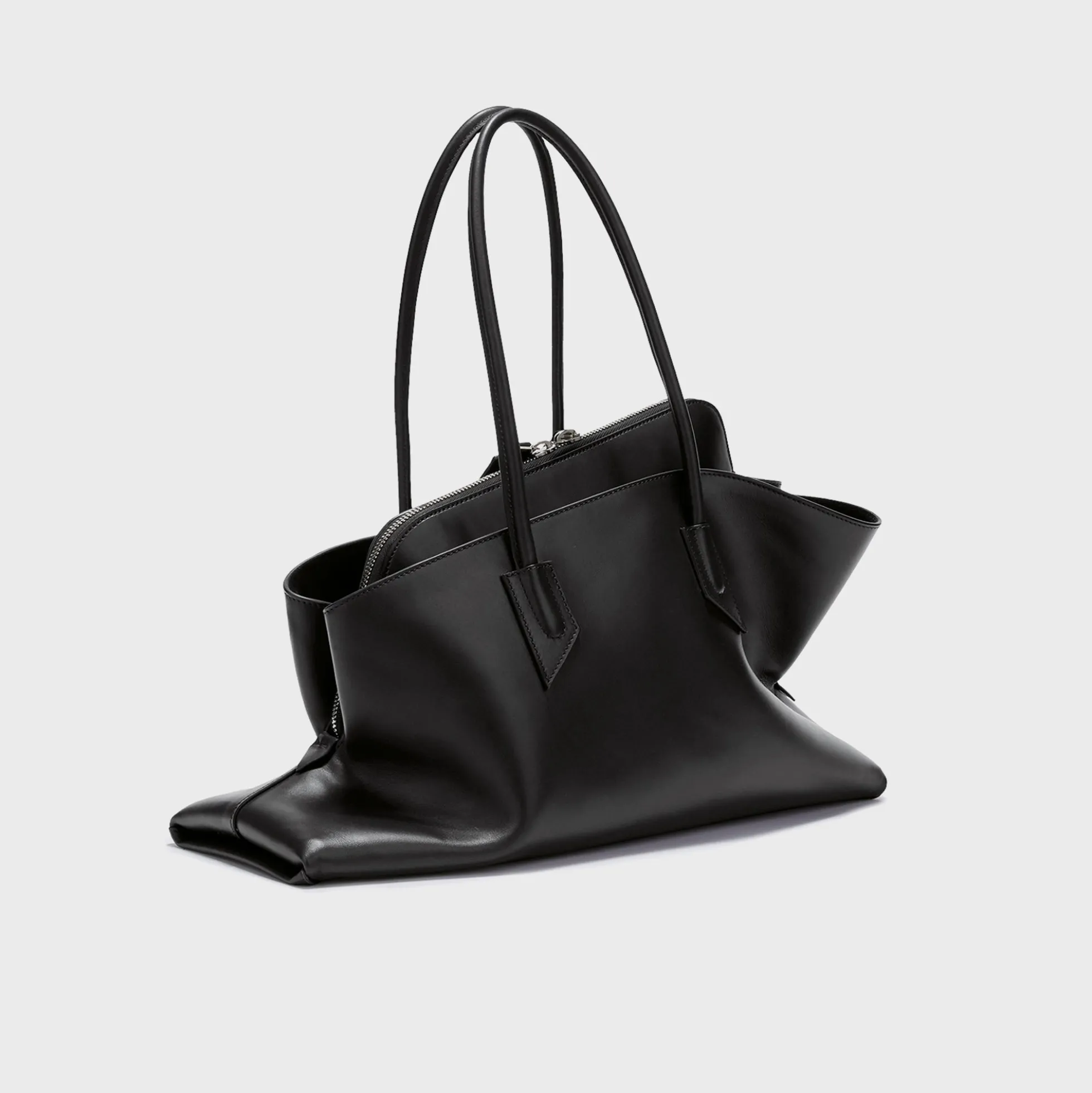 La Passeggiata Medium Top Handle Bag