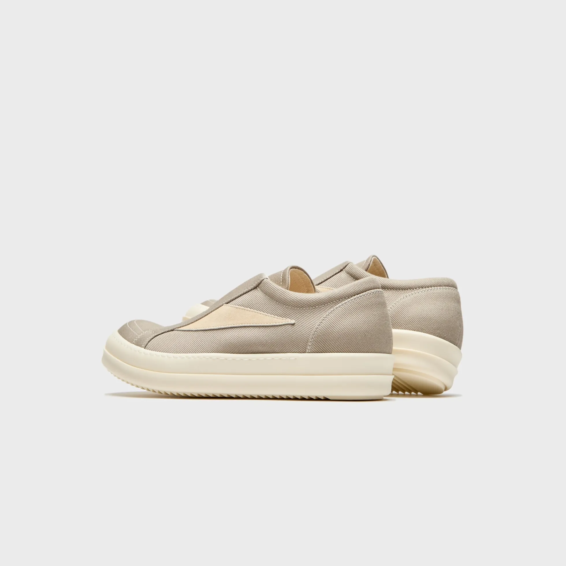 Laceless Vintage Sneaks