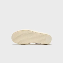 Laceless Vintage Sneaks