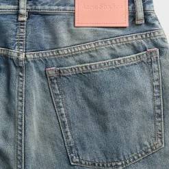 2021M Regular Fit Jeans