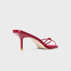 Maeve Slipper