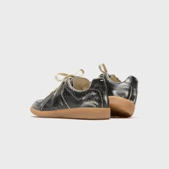 Replica Sneaker