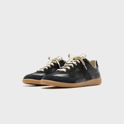 Replica Sneakers