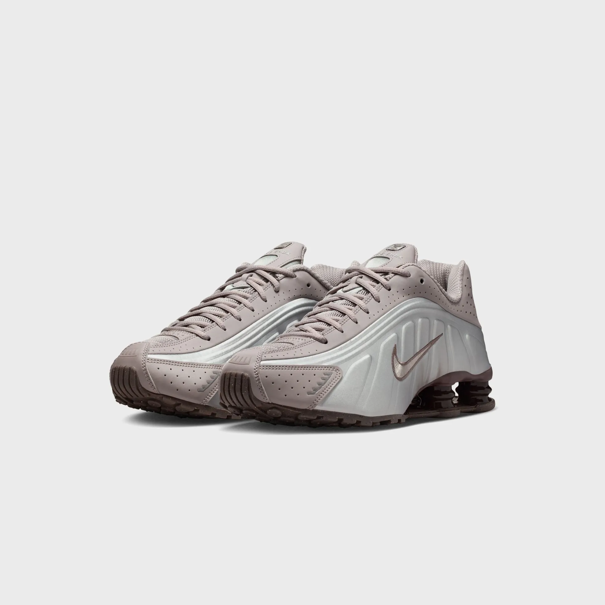 Shox R4