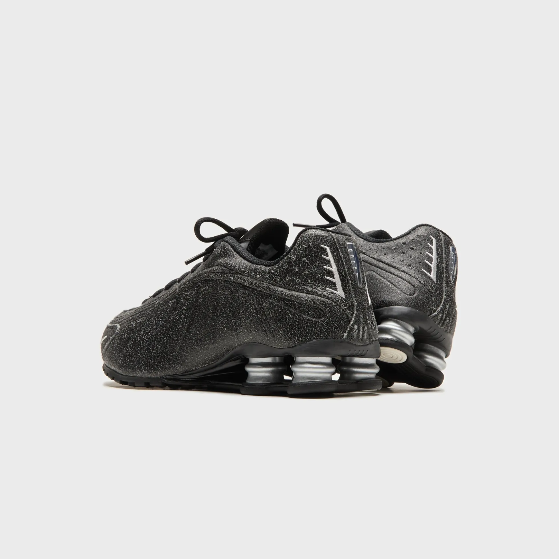Shox R4