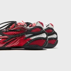 Soleless