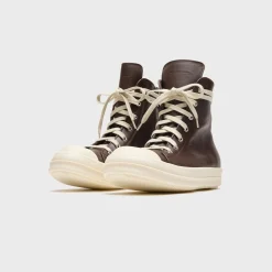 Temple Sneaks