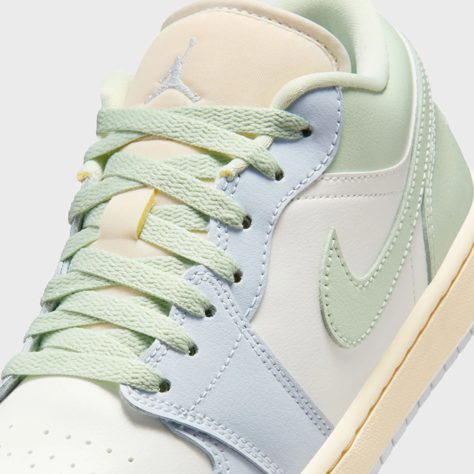 WMNS Air 1 Low