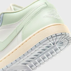 WMNS Air 1 Low