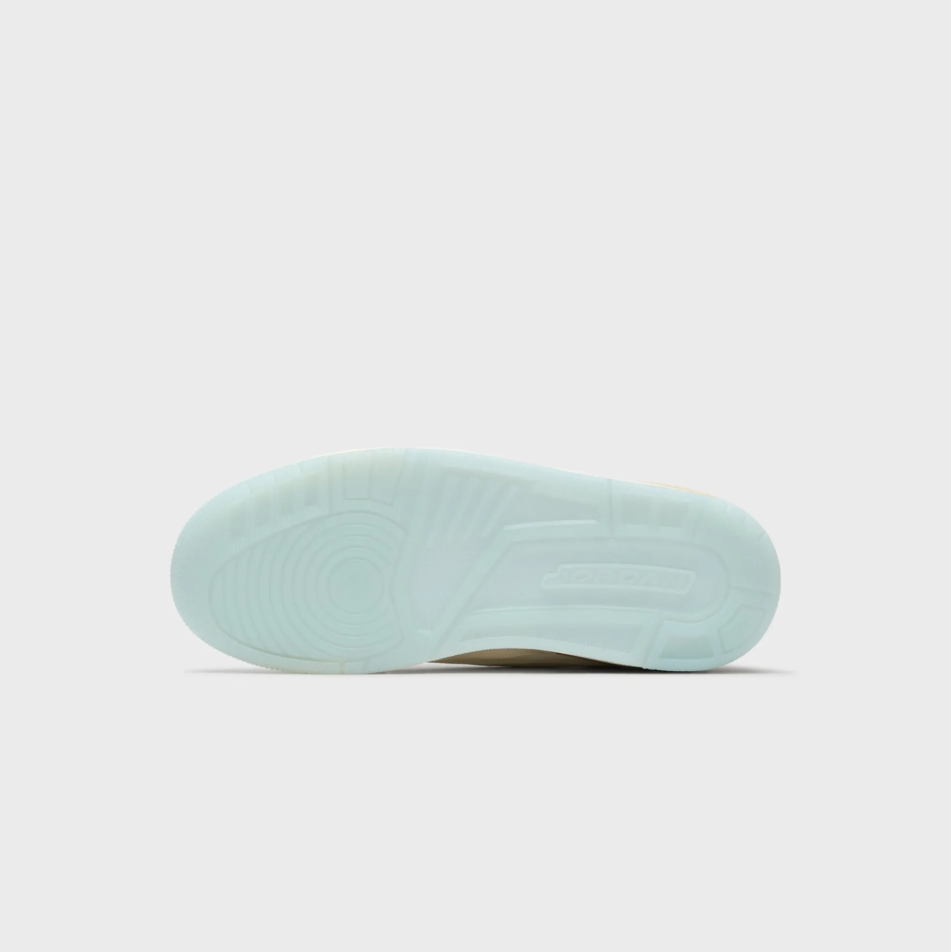 WMNS Air 3 Retro
