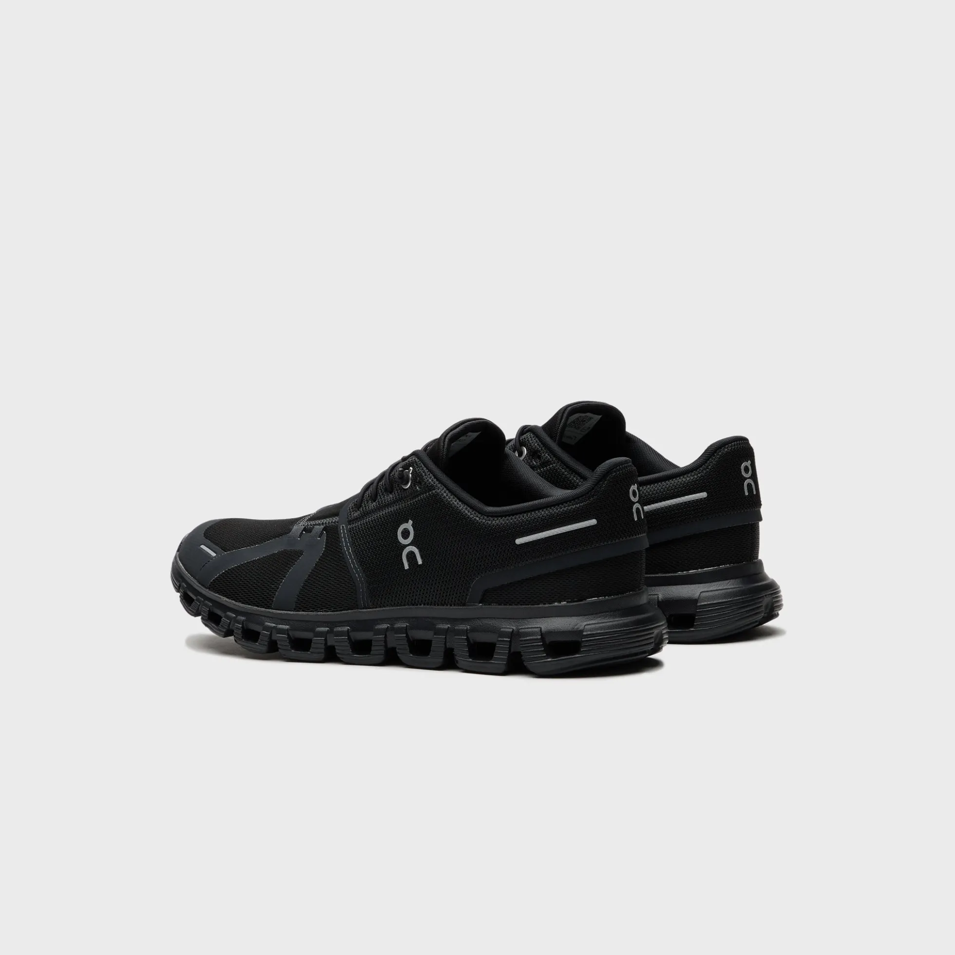 WMNS Cloud 6