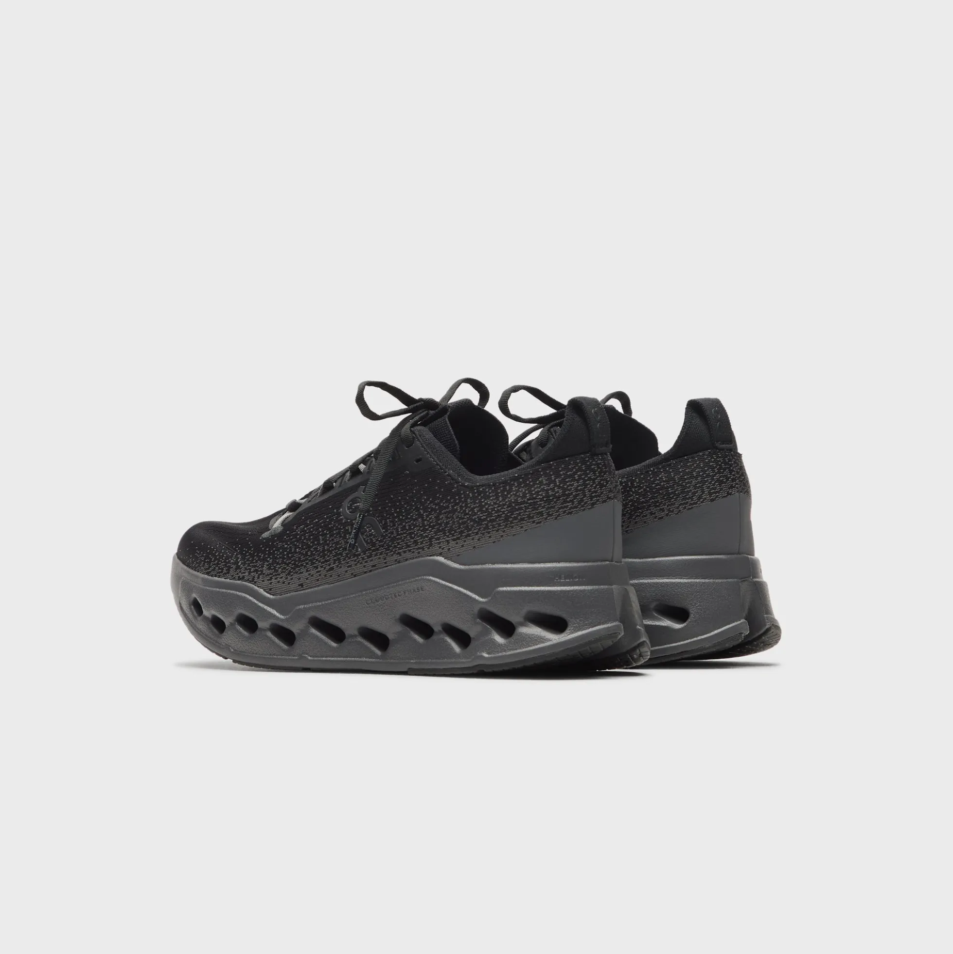 WMNS Cloudsurfer Max