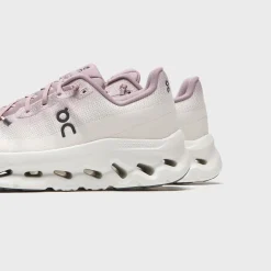 WMNS Cloudtilt