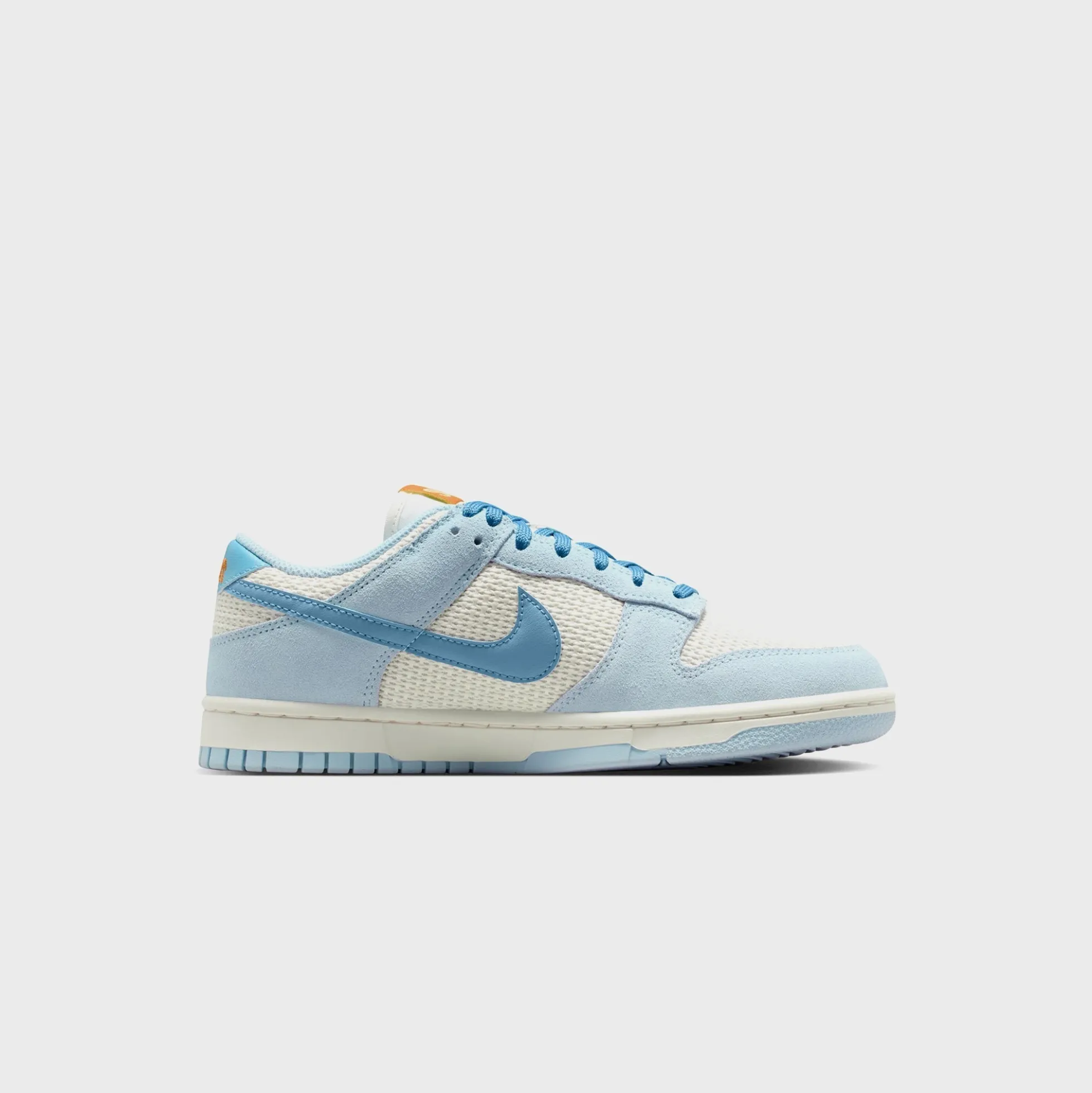 WMNS Dunk Low SE