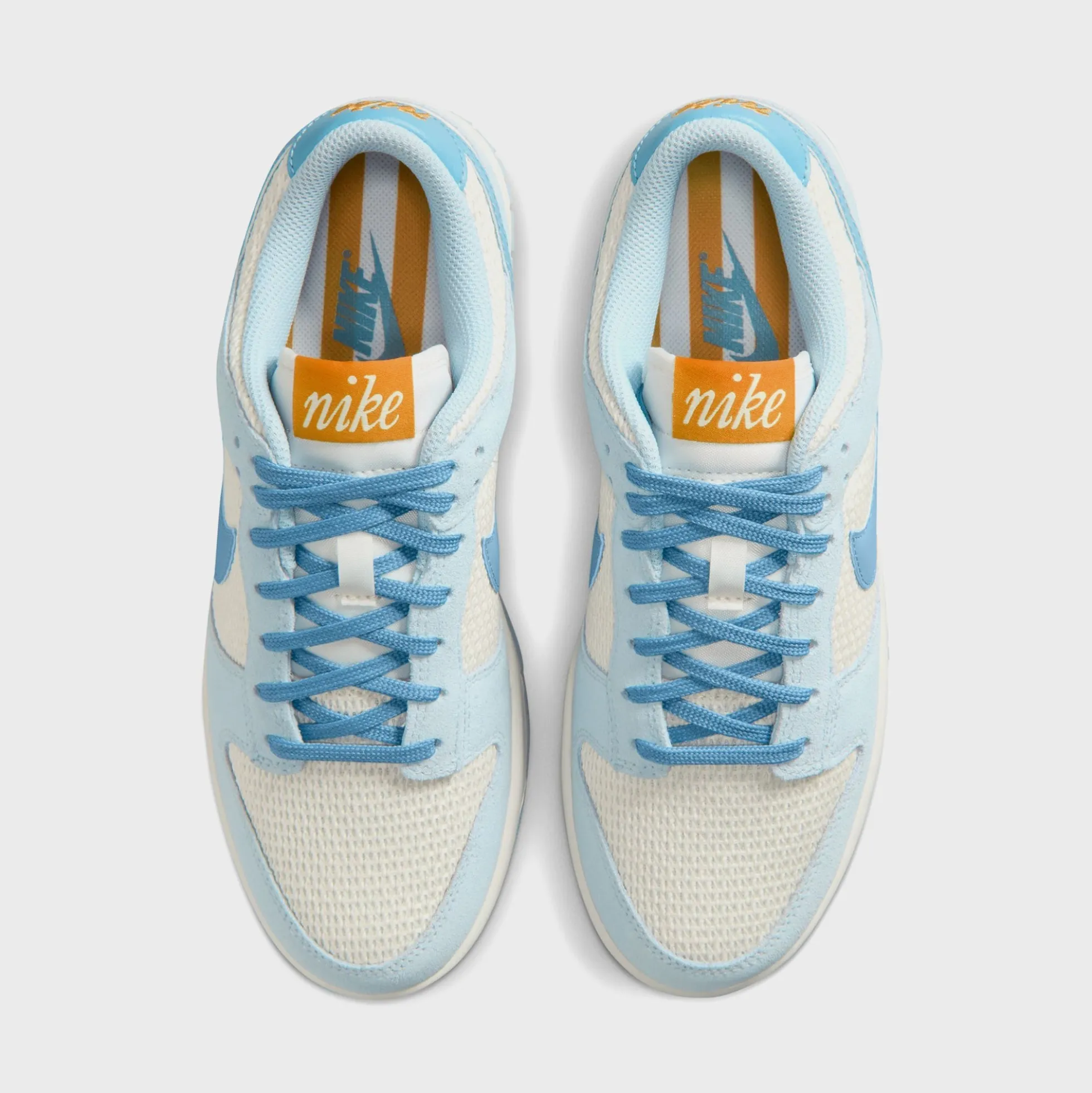 WMNS Dunk Low SE