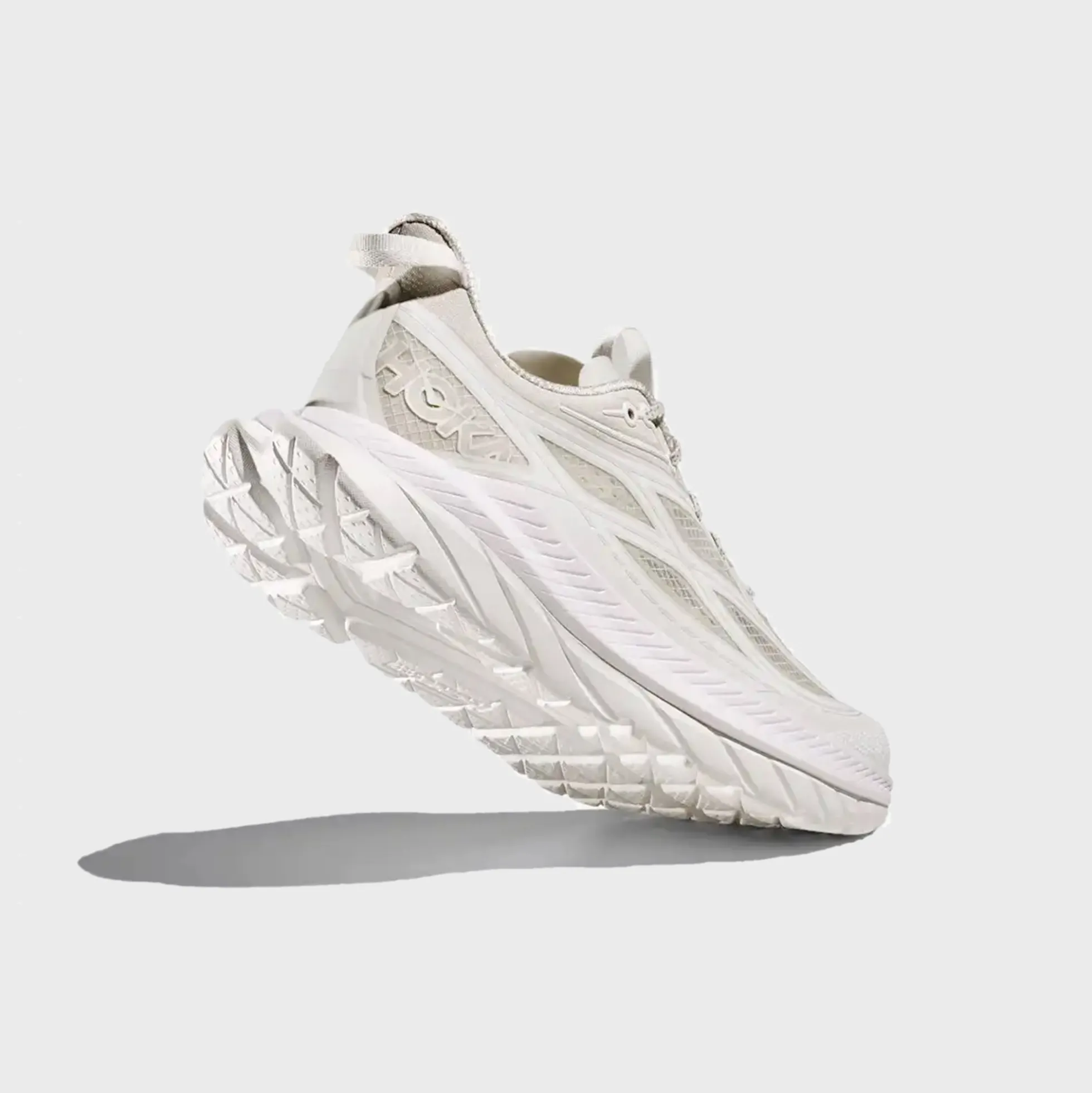 WMNS Mach Remastered