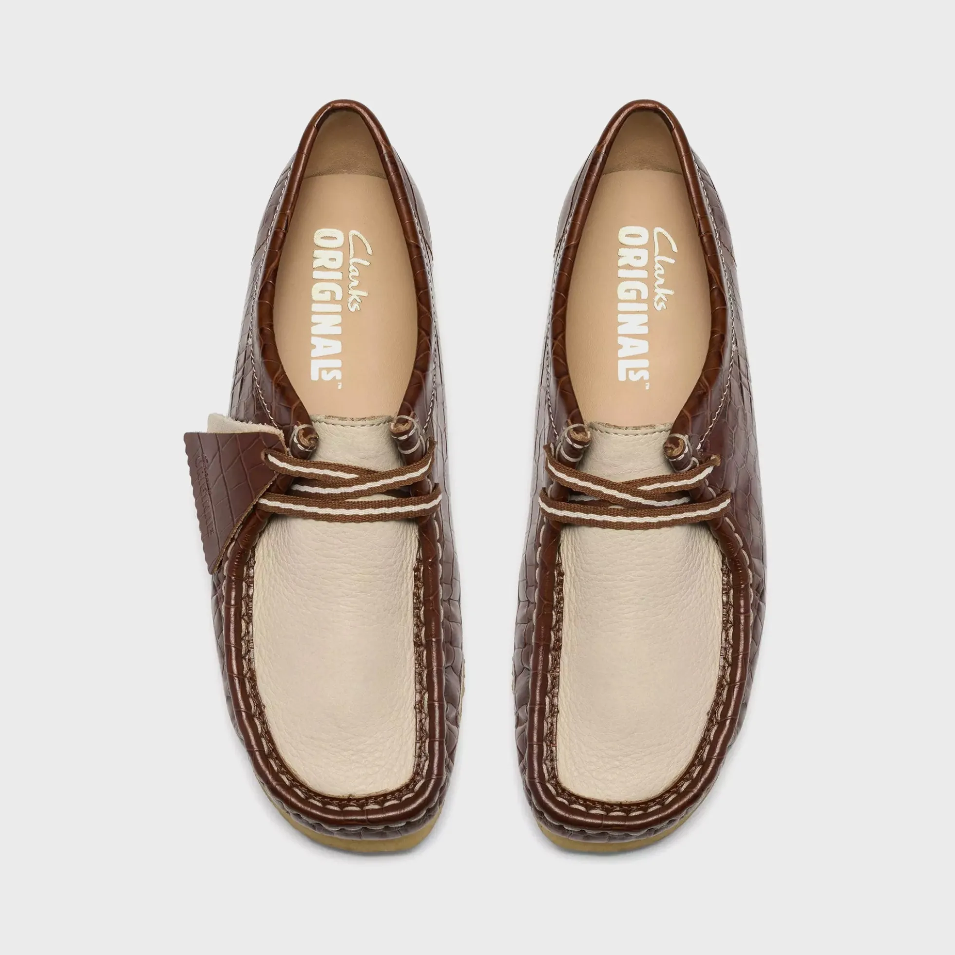 WMNS Wallabee