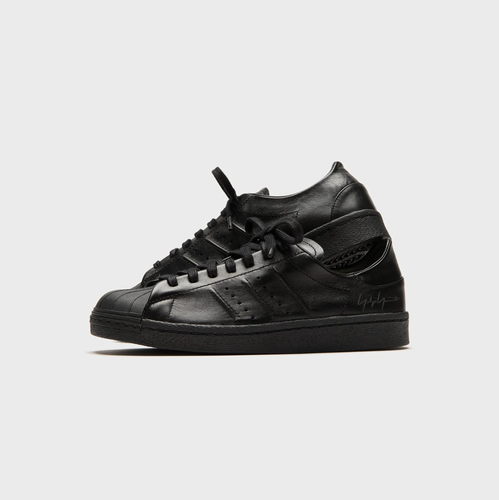 x Y-3 Superstar